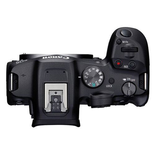 Cámara Canon Mirrorless - EOS R7 con lente RF 18-150mm